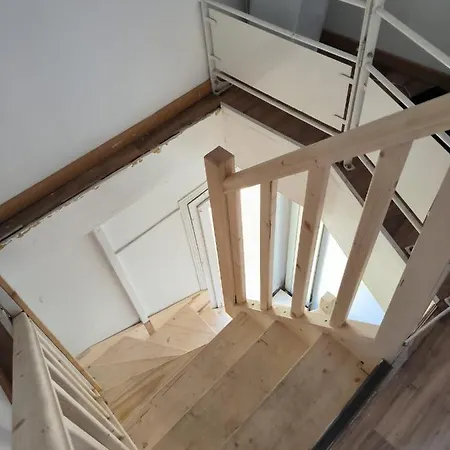 Au 1 Etage Pavillon à 5 Minutes De Paris Cachan